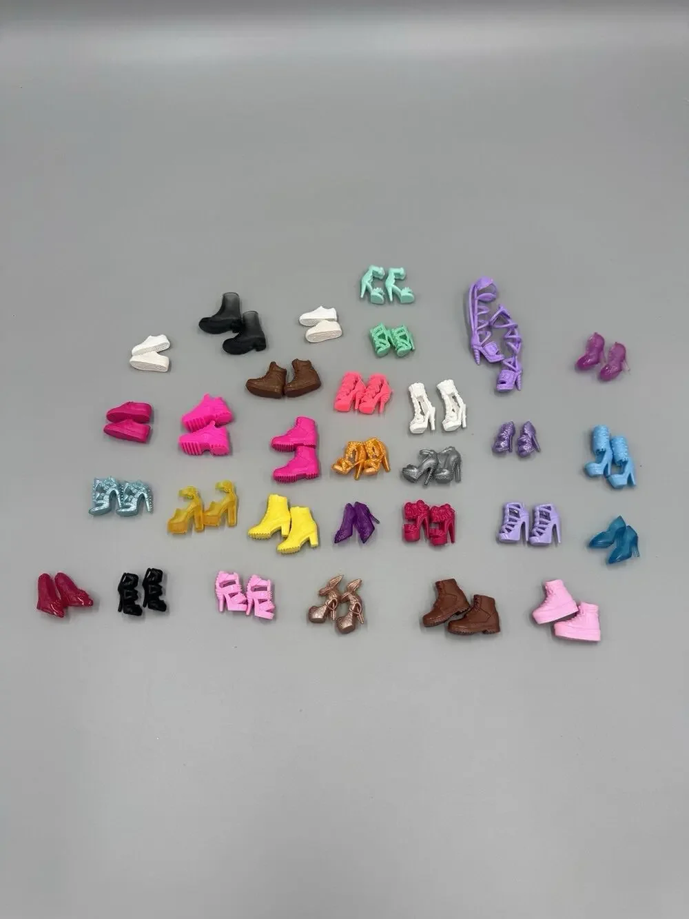 Fashion Doll Shoes Boots Sneakers Heels Assorted Lot Of 30 Pairs